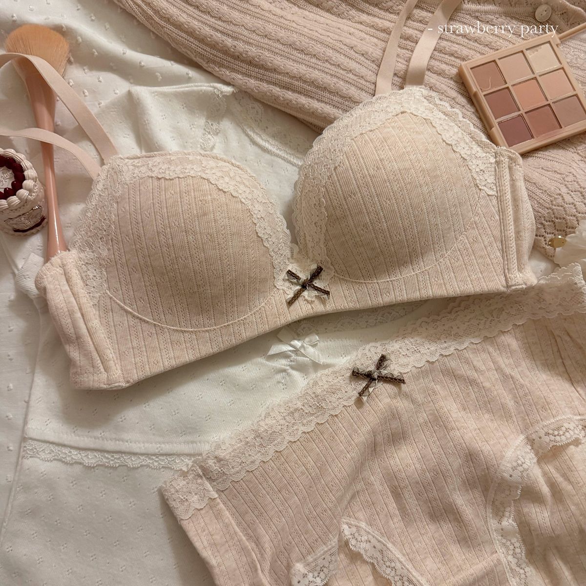 วัยรุ่นเซ็กซี่ลูกไม้ดอกไม้ Bra - Cotton Bra Everyday บทวิจารณ์และราคา